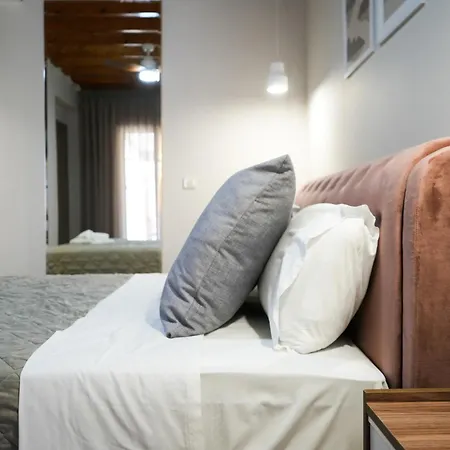 Vacation Home, Two Levels Of Comfort With Beautiful Large Private Terrace And Breathtaking Views Of The Palamidi Castle Fortress 아파트 나플리오