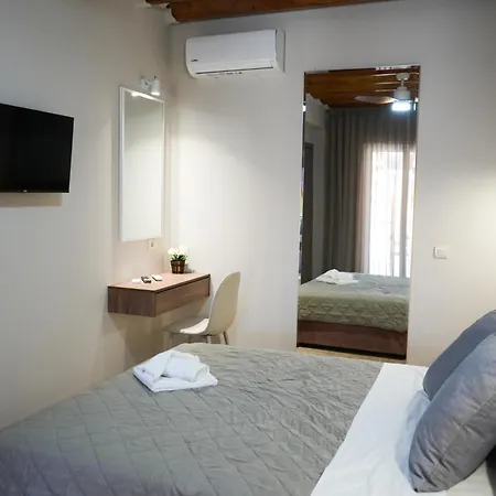 Vacation Home, Two Levels Of Comfort With Beautiful Large Private Terrace And Breathtaking Views Of The Palamidi Castle Fortress *