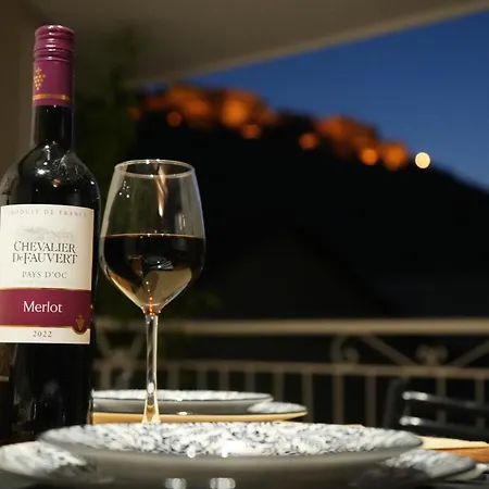 Vacation Home, Two Levels Of Comfort With Beautiful Large Private Terrace And Breathtaking Views Of The Palamidi Castle Fortress 아파트 나플리오