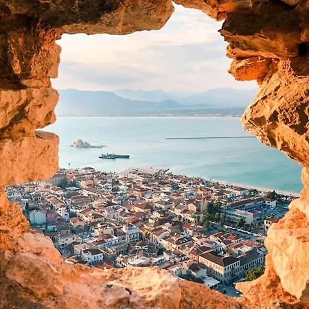 Vacation Home, Two Levels Of Comfort With Beautiful Large Private Terrace And Breathtaking Views Of The Palamidi Castle Fortress *