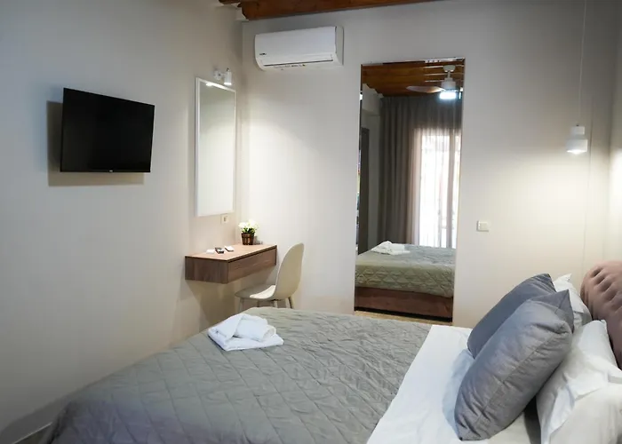 Vacation Home, Two Levels Of Comfort With Beautiful Large Private Terrace And Breathtaking Views Of The Palamidi Castle Fortress *