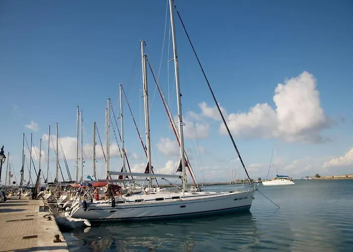 Apartamento Vacation Home, Two Levels Of Comfort With Beautiful Large Private Terrace And Breathtaking Views Of The Palamidi Castle Fortress Náuplia