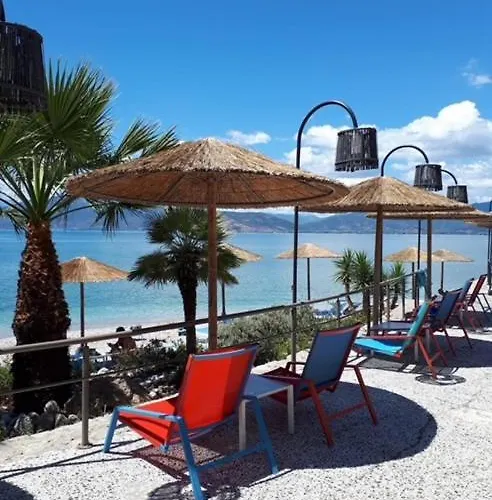 Apartamento Vacation Home, Two Levels Of Comfort With Beautiful Large Private Terrace And Breathtaking Views Of The Palamidi Castle Fortress Náuplia