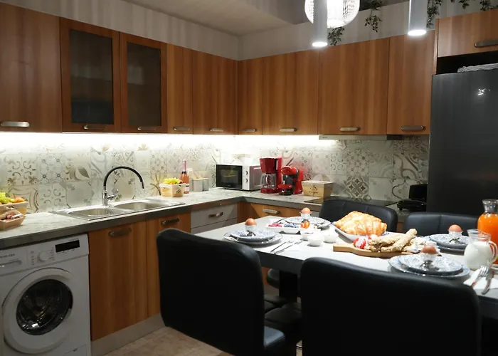 Vacation Home, Two Levels Of Comfort With Beautiful Large Private Terrace And Breathtaking Views Of The Palamidi Castle Fortress * Náuplia