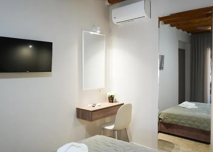 アパート Vacation Home, Two Levels Of Comfort With Beautiful Large Private Terrace And Breathtaking Views Of The Palamidi Castle Fortress